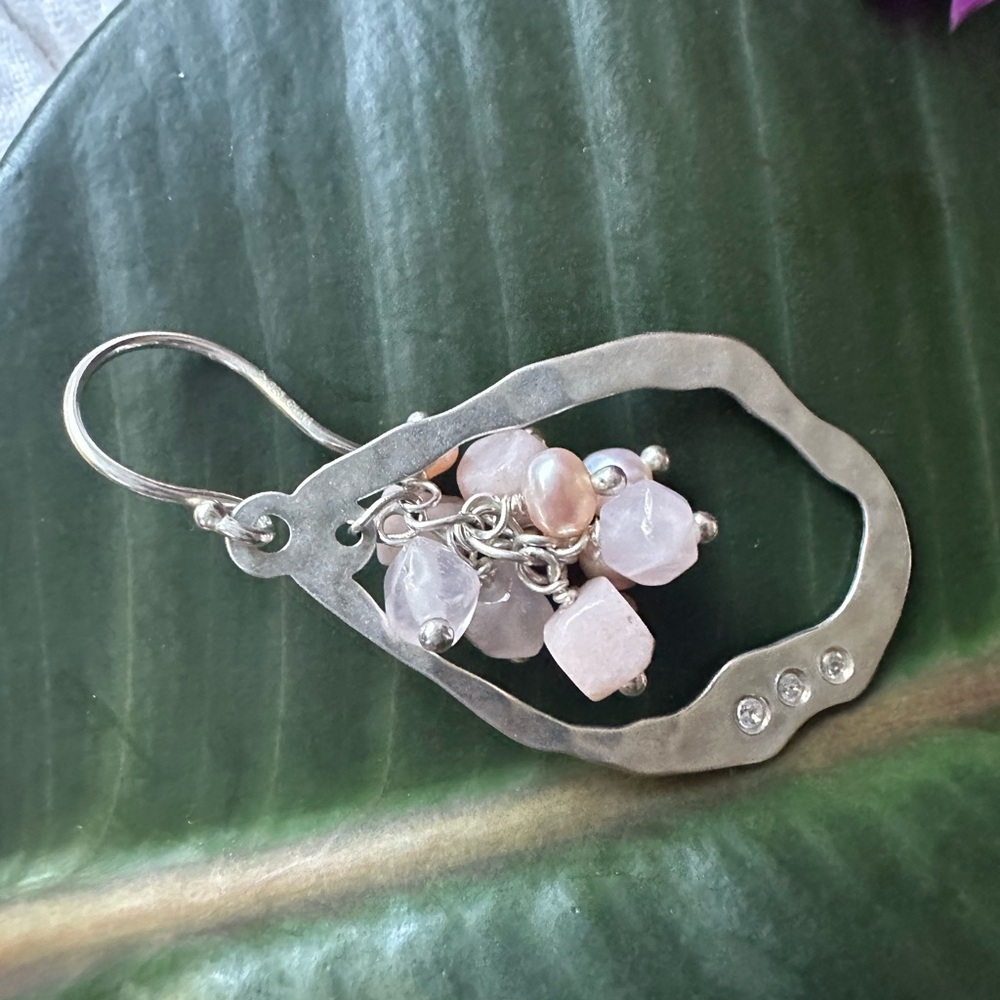 Silpada  sterling  Silver and Pink quartz Dangle Earrings - Picture 2 of 4